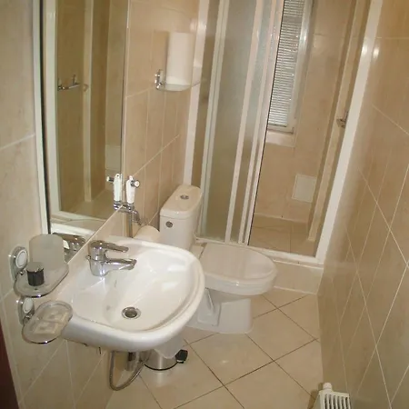 Hotel Duets 2*
